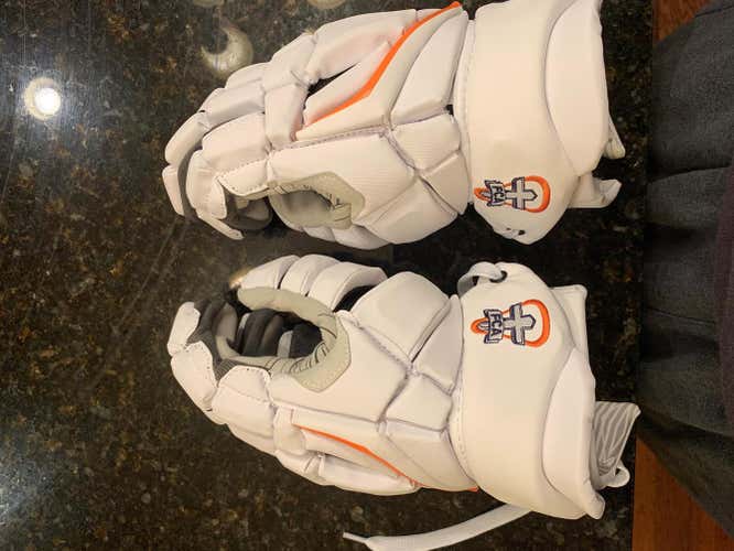 Custom FCA Under Armour Engage II Lacrosse Gloves