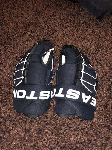 EQ10 Gloves Senior