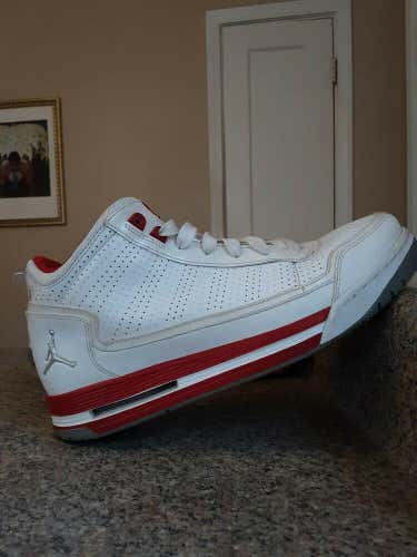 Nike Air Jordan Jumpman Shoes C SERIES 428835-105 mens size 10.5 US 2011