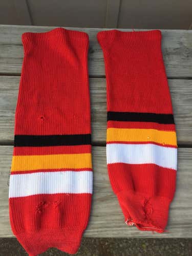 CALGARY FLAMES COLORED HOCKEY SOCKS