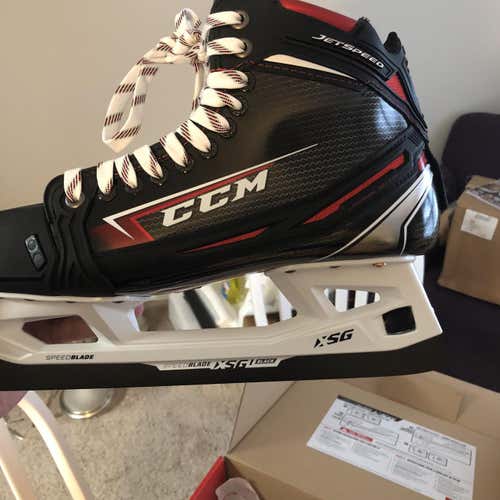 New CCM Hockey Jetspeed FT2 Goalie Skates Senior Pro Stock Size 10.5