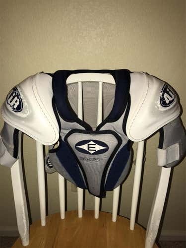Easton Air Shoulder Pad Senior Medium