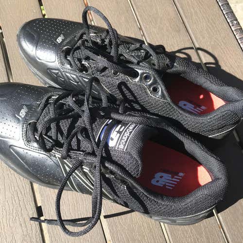 New Men's 10.5 (W 11.5) New Balance Cleats Adult