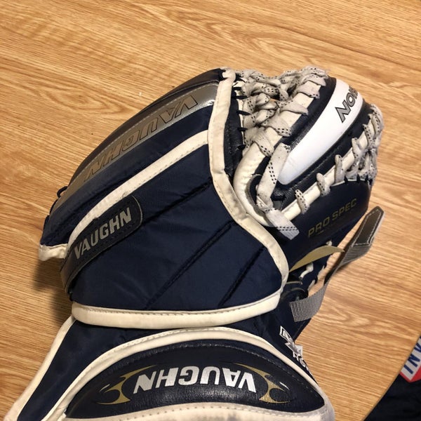NCAA Return Vision 9500 Regular Glove