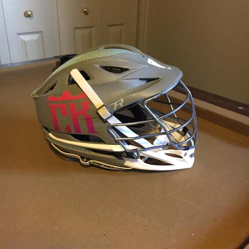 Gray Cascade R Helmet