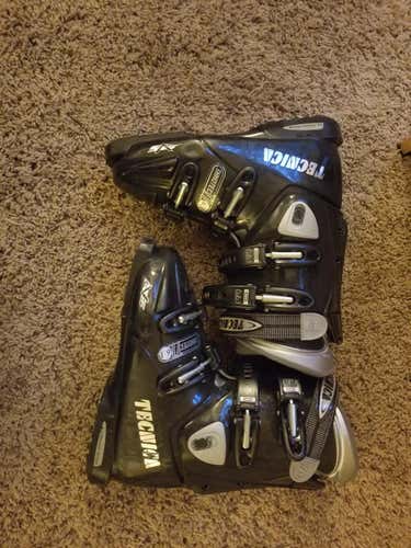 Kid's Tecnica Ski Boots