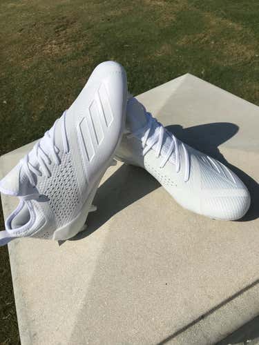 New Men's Men's 9.5 (W 10.5) Adidas Cleats