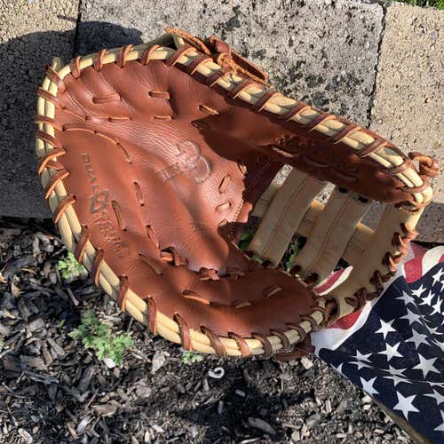 New Rawlings Baseball Glove