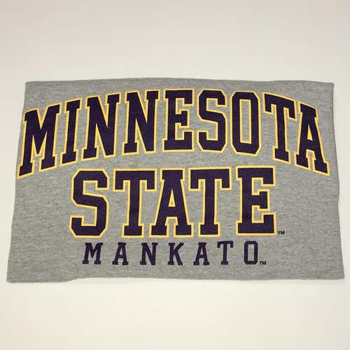 Minnesota State-Mankato T-Shirt (L)