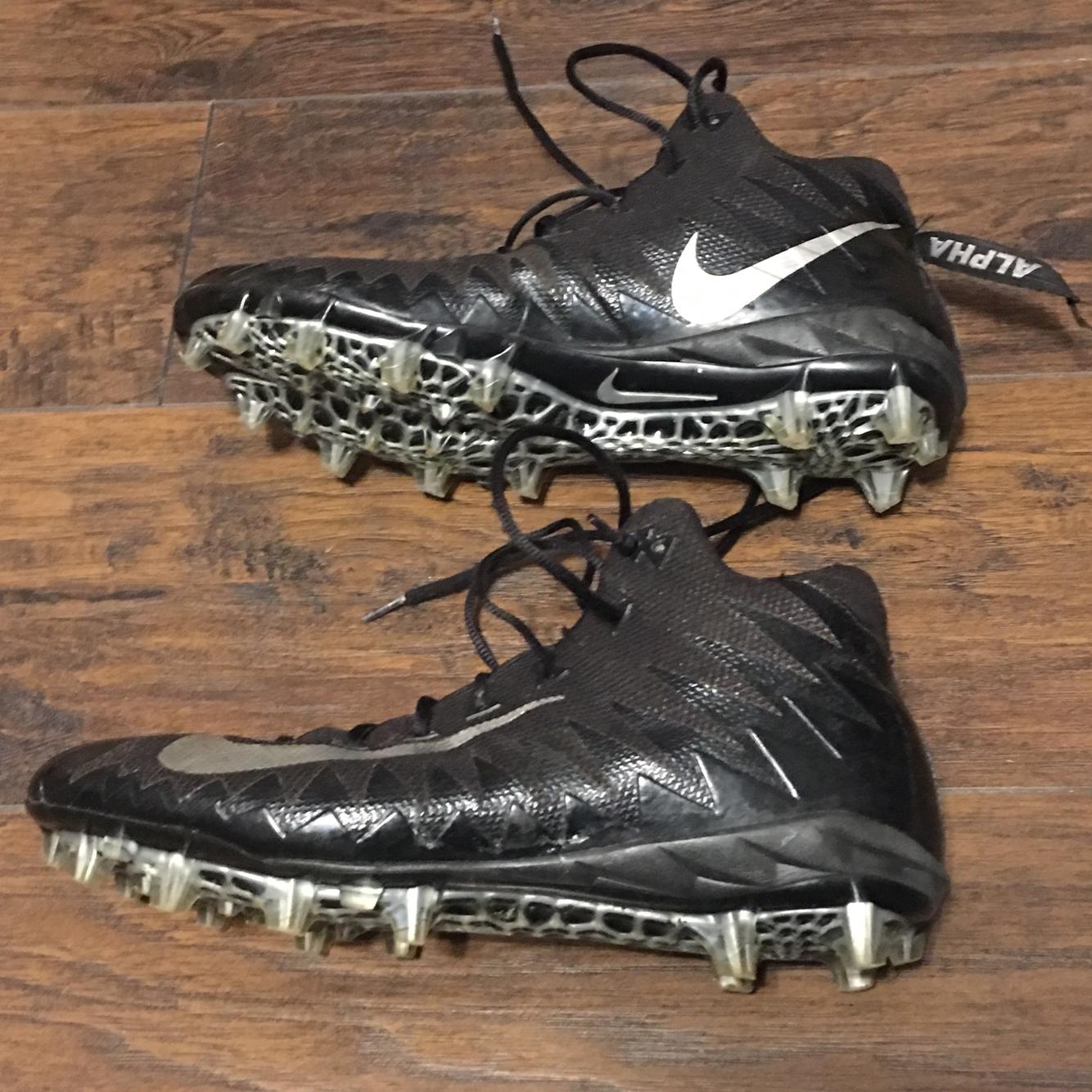 nike menace football cleats