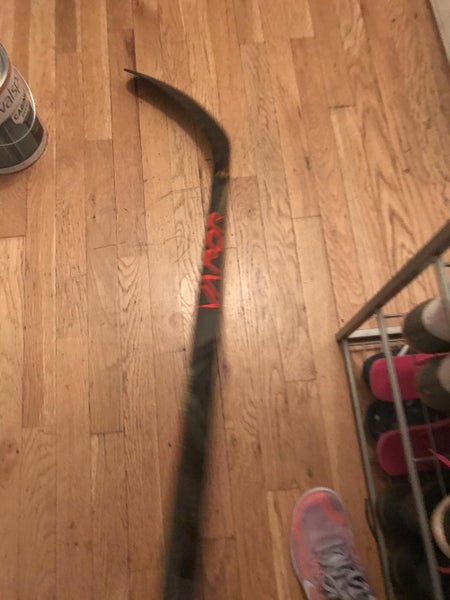 New Bauer Vapor FlyLite Hockey Stick Righty Mid Senior