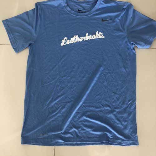 New Large Nike Leatherbacks Shirt