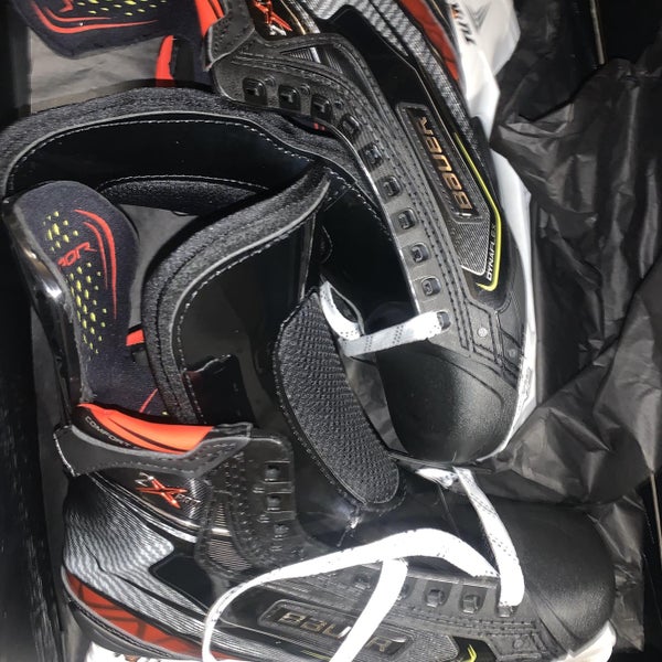 New Vapor 2X Pro Hockey Skates Senior Pro Stock Size 7.5