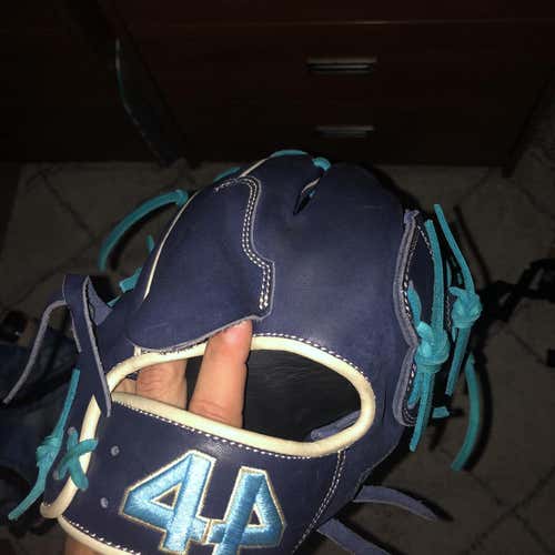 44 Pro Gloves Signature Series