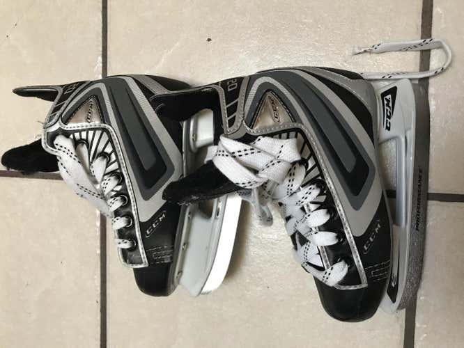 CCM Vector 02 Hockey Skates Youth Size 12J