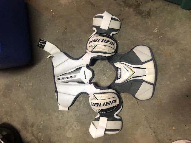 Bauer S170 Youth Large Shoulder Pads
