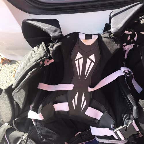 Large Supreme 1S Chest and Arm Protector Goalie Chest Protector Senior Pro Stock