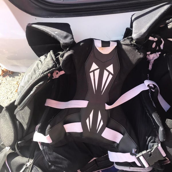 Large Supreme 1S Chest and Arm Protector Goalie Chest Protector Senior Pro Stock