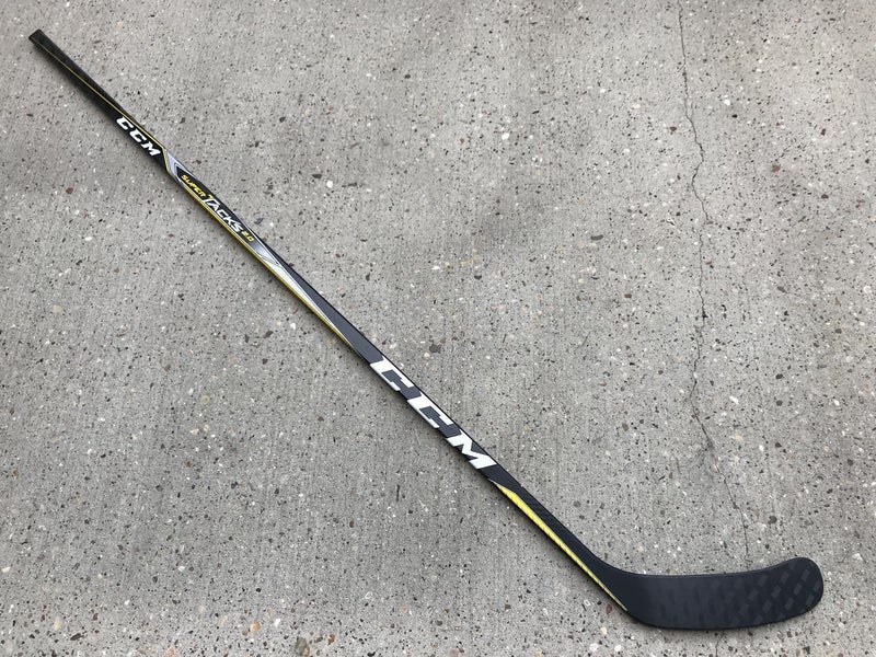 2 PACK CCM Super Tacks 2.0 Pro Stock Hockey Stick Grip 85 Flex Right P90 8249