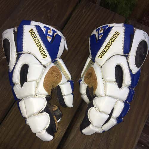 Rome Gloves (Hamilton College)
