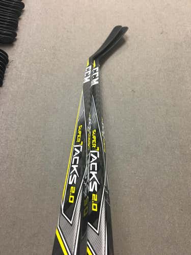 New CCM Super Tacks 2.0 RH-75-P20 Pro Stock