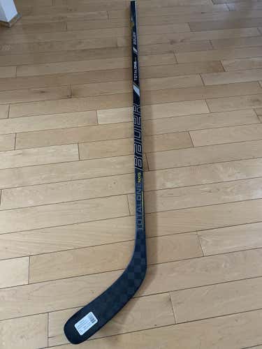 New Bauer TotalOne NXG Hockey Stick Righty Unknown Senior