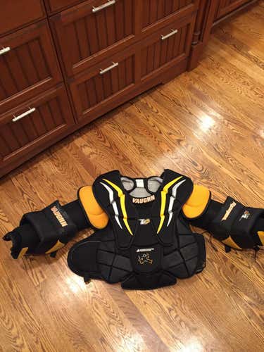 Small Vaughn Goalie Chest Protector Senior