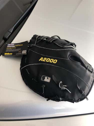New A2000 Baseball Glove