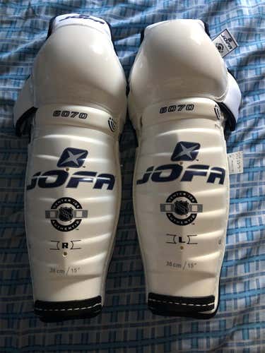 New 6070 Shin Pads Senior Pro Stock