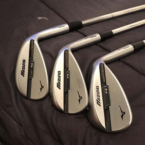 Men's Mizuno Wedge Righty