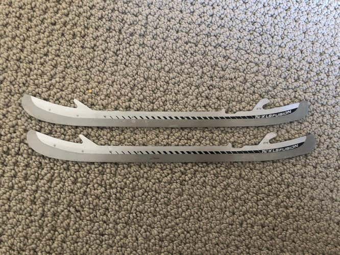 New Bauer Fusion Steel 272