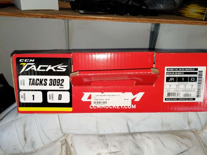 CCM Tacks 3092 Hockey Skates Junior Size 1