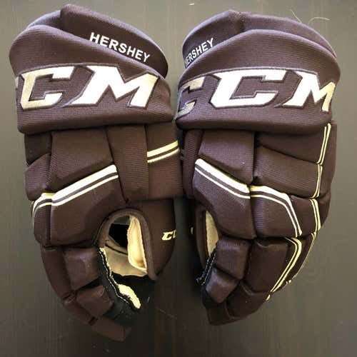 Hershey Bears Pro Stock CCM HGQLXP Hockey Gloves 14”