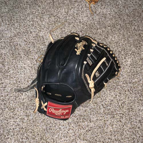 Heart of the Hide Baseball Glove