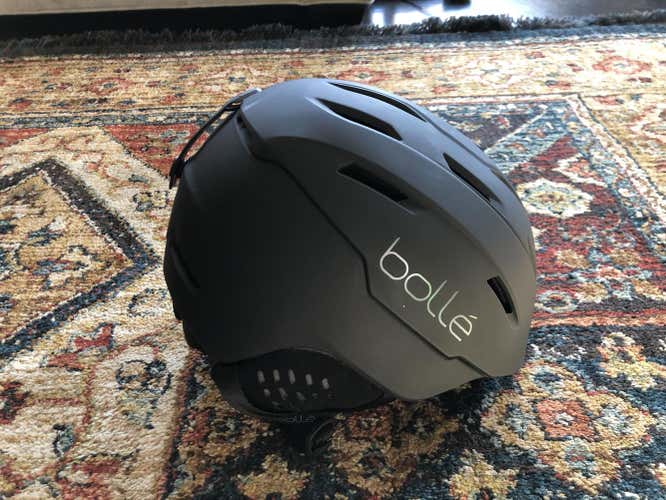 2018 Bolle Ski Snowboard Helmet (Medium)