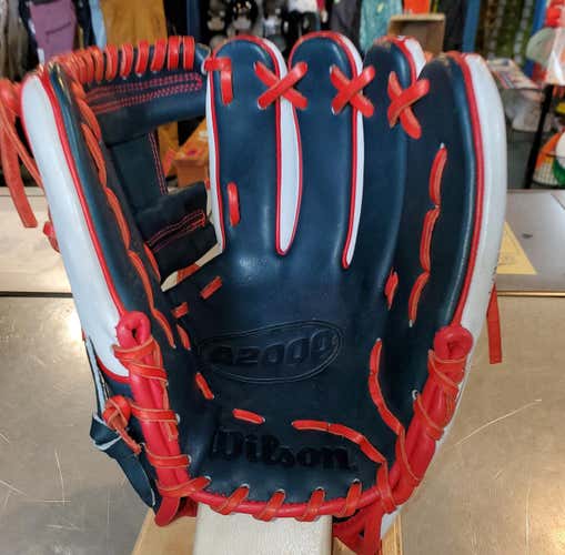 WILSON A2000 1786 11.5" RIGHT THROW INFIELD BASEBALL GLOVE