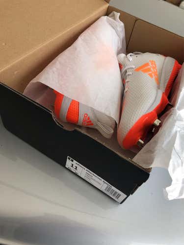 New Men's 11.0 (W 12.0) Adidas