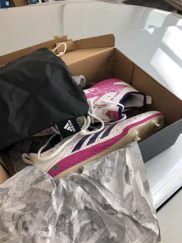 New Men's 13.0 (W 14.0) Adidas