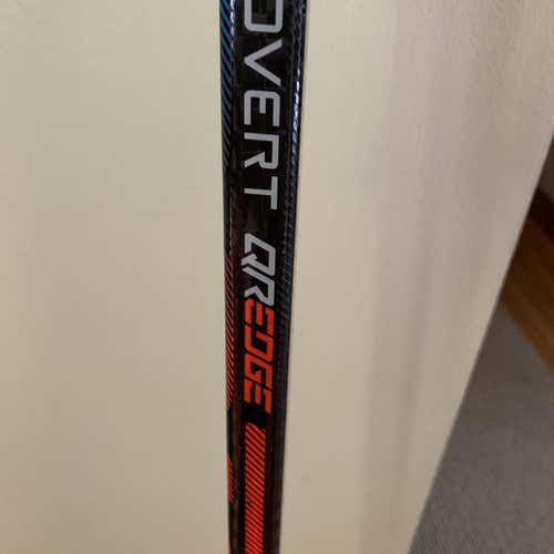 Covert QR Edge Hockey Stick Righty Mid Senior