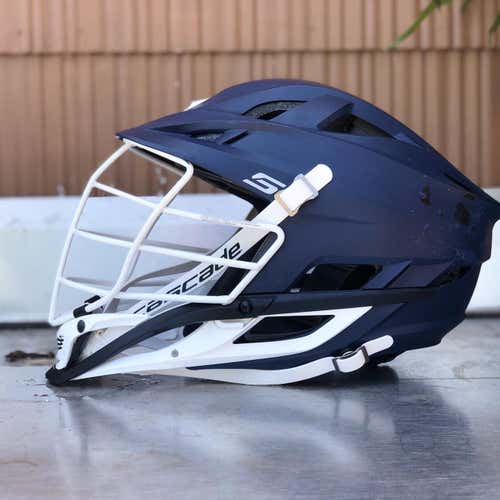 Navy Cascade S Helmet Adult (GREAT CONDITION)