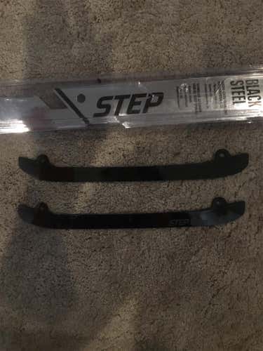 STEP BLACKSTEEL BLADES FOR CCM SKATES