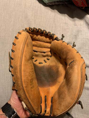 A2000 Baseball Glove
