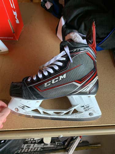 JetSpeed FT380 Hockey Skates Senior Size 7