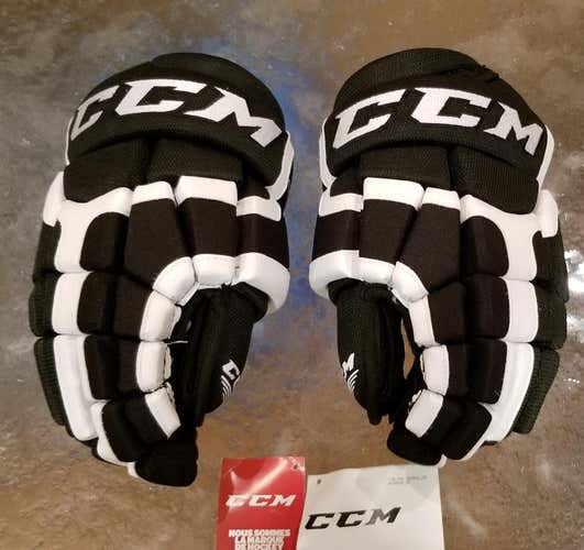 New CCM HGC300 Gloves Junior