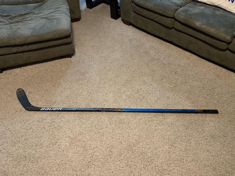 New Bauer Nexus 2N Pro Hockey Stick Righty Mid Senior Pro Stock