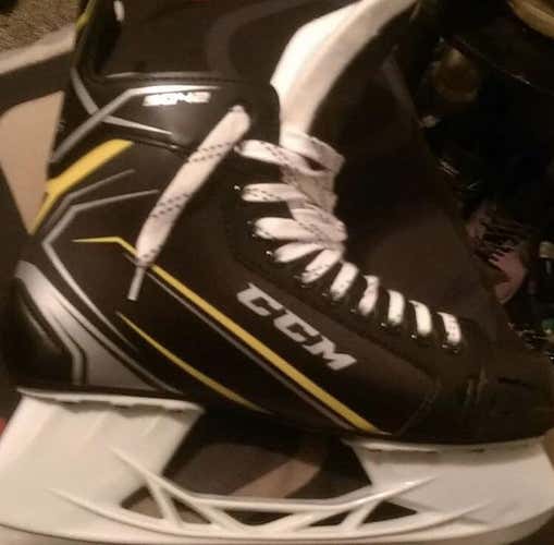 Tacks Hockey Skates Senior  Size 9