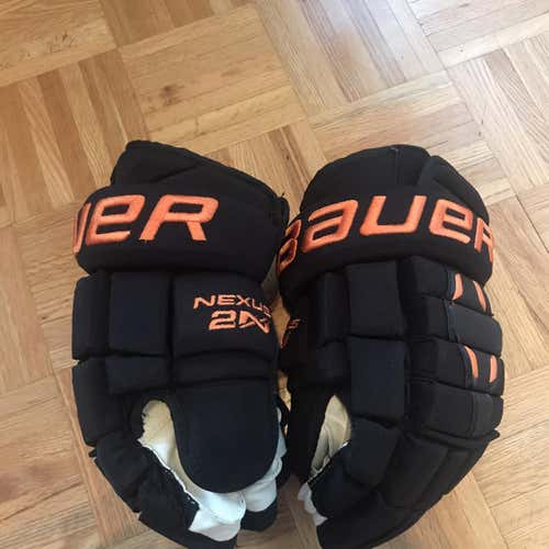 Bauer Nexus 2N Gloves  - NCAA RIT Tigers - 14”