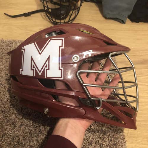 R Helmet Adult