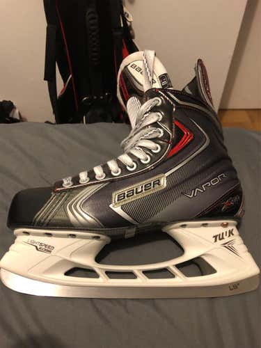 Vapor X90 Hockey Skates Senior Size 9.5