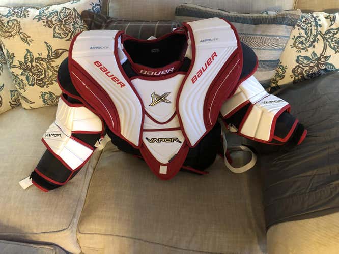 New Bauer Vapor 1X Goalie Chest and Arm Protector Senior Medium